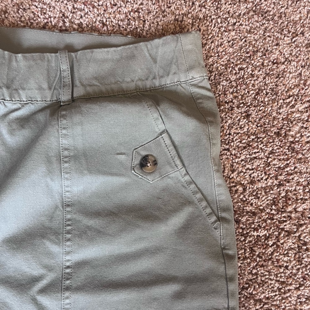NWT Anybody Sage Green All Stretch Twill Cropped Wide Leg Utility Pants - Picture 2 of 4